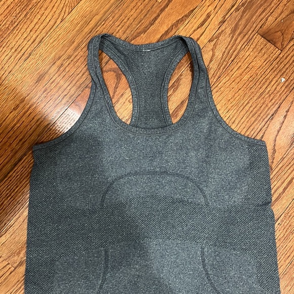 Lululemon run swiftly tank - Picture 2 of 4